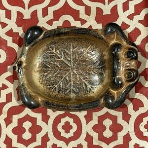 Vintage Takahashi Pottery Lounging Frog Soap Bar Holder, Made in Japan